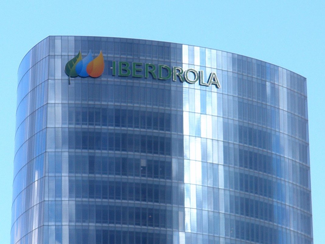 AMLO, Iberdrola, plantas eléctricas, CFE, nacionalización, energías renovables,
