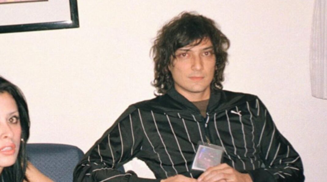 León Larregui