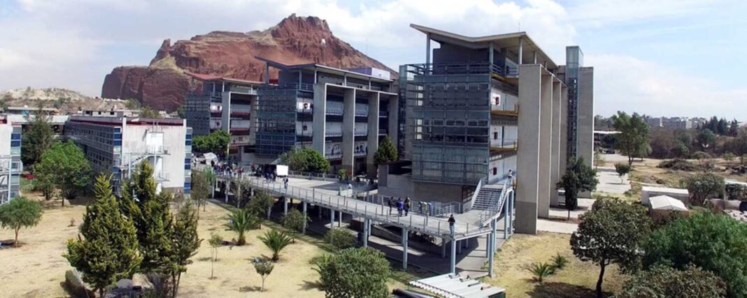 UACM