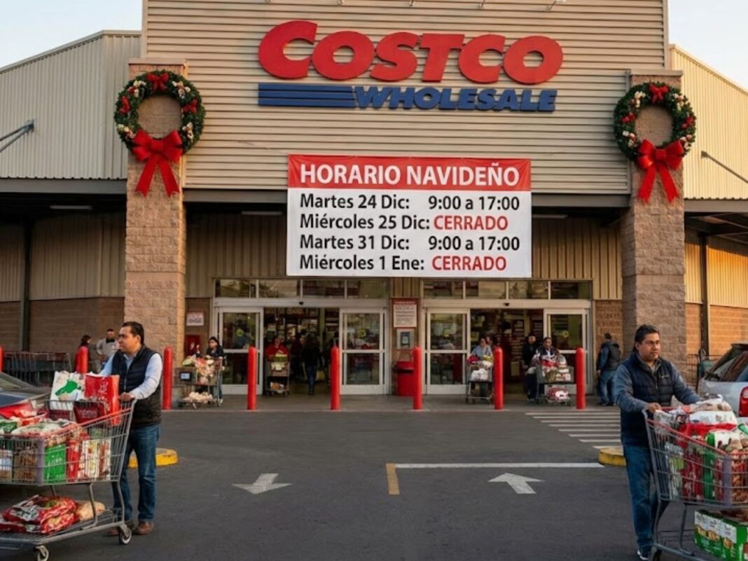 Fachada de una sucursal de Costco en México con anuncios sobre el horario de servicio para el 24 de diciembre y aviso de cierre para el 25 de diciembre de 2025.